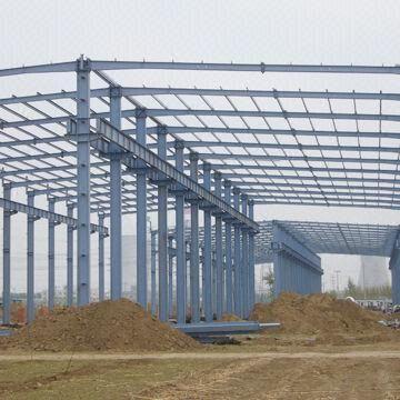 Steel Structure Factory, Formed by the Main Steel Framework Linking Up H-section and Z-section 